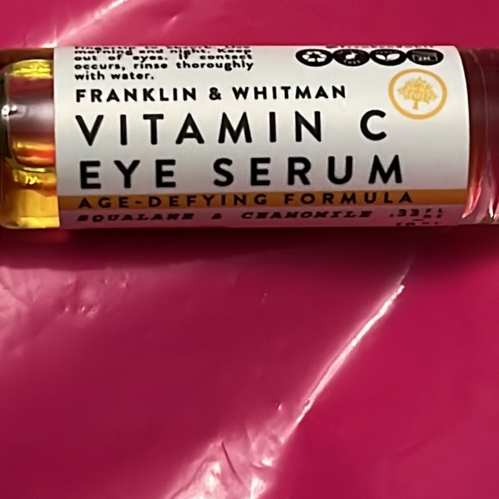 Franklin & Whitman vitamin C eye serum roll on